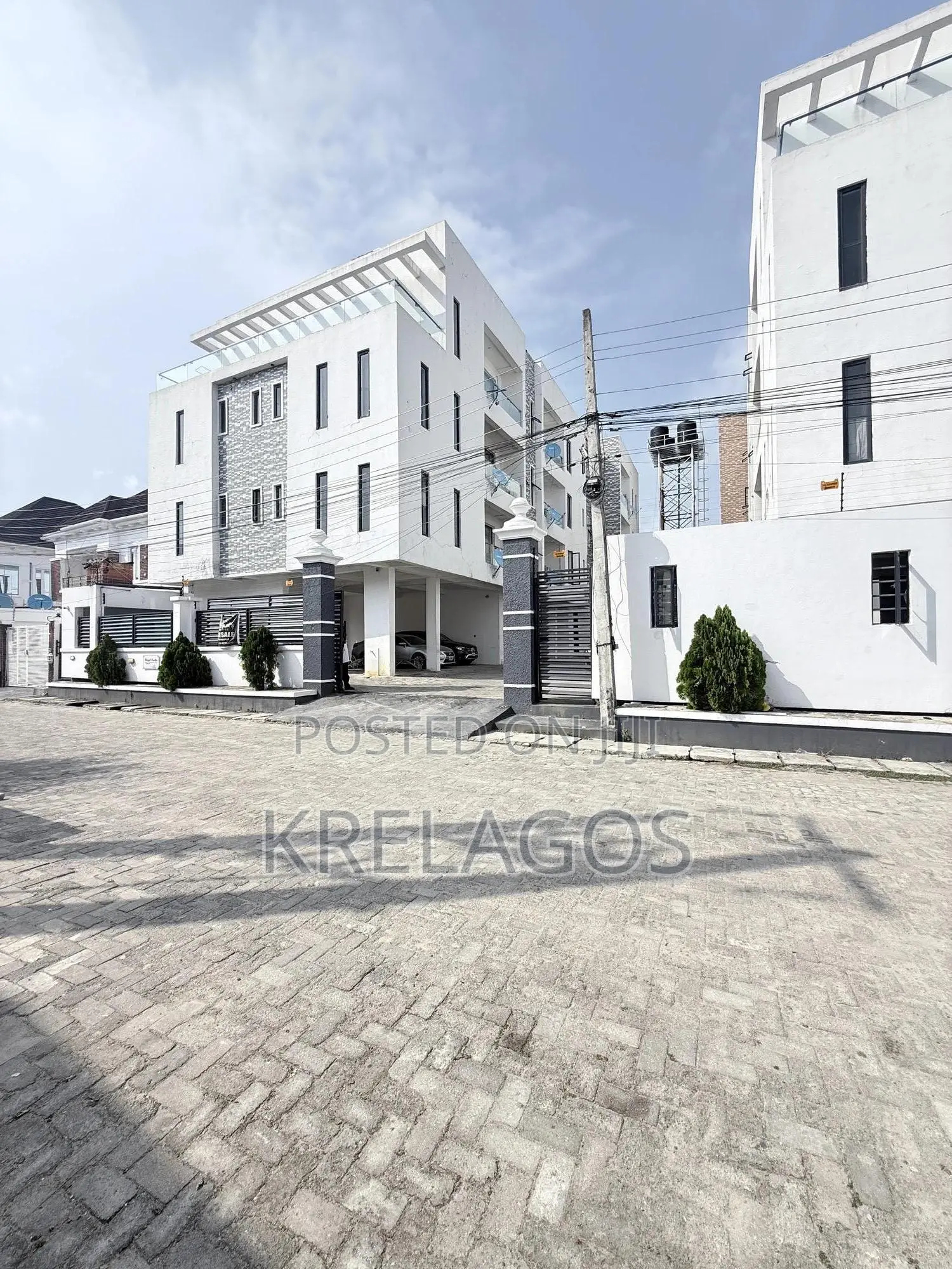 2bdrm House in Agungi for sale