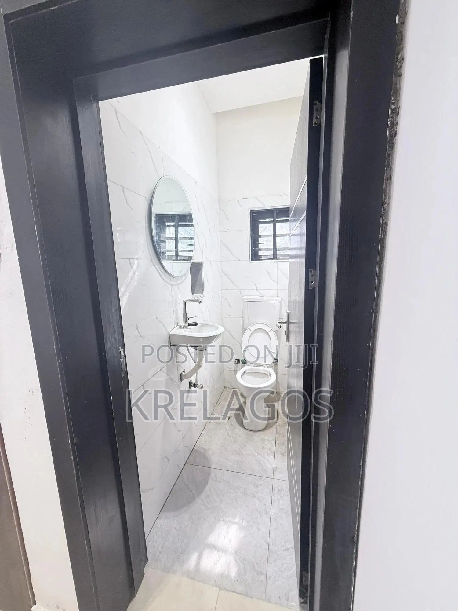 2bdrm House in Agungi for sale