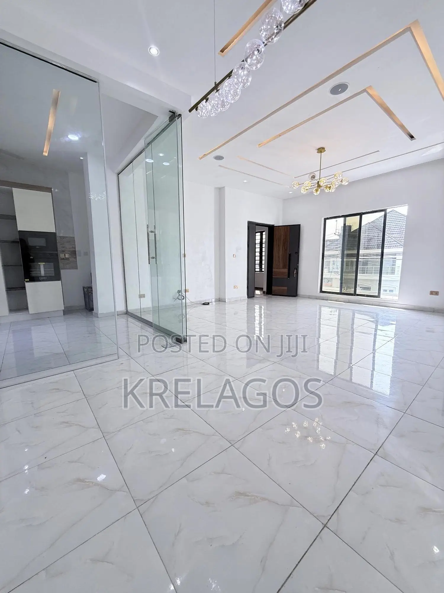 2bdrm Apartment in Agungi for sale