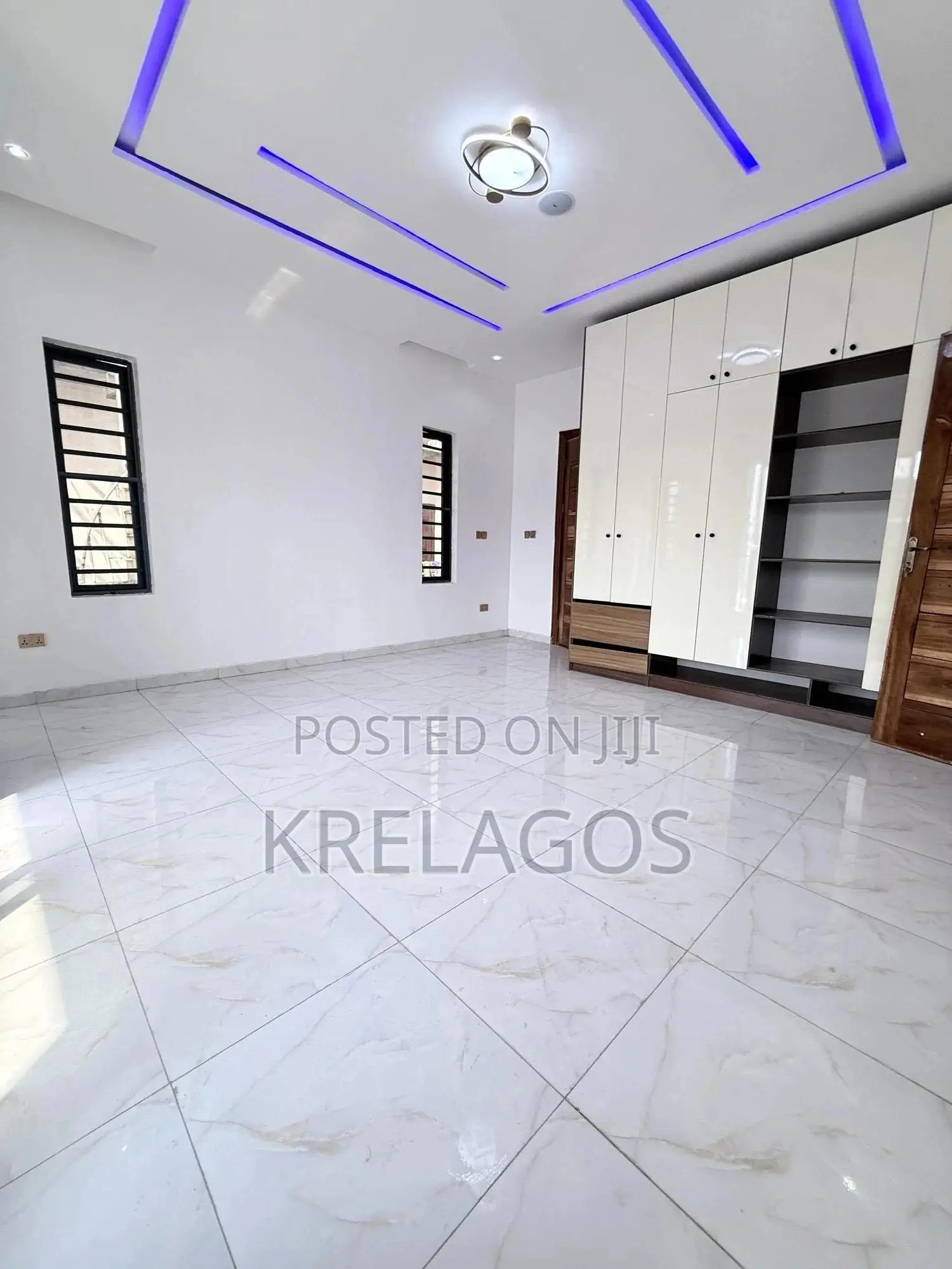 2bdrm Apartment in Agungi for sale
