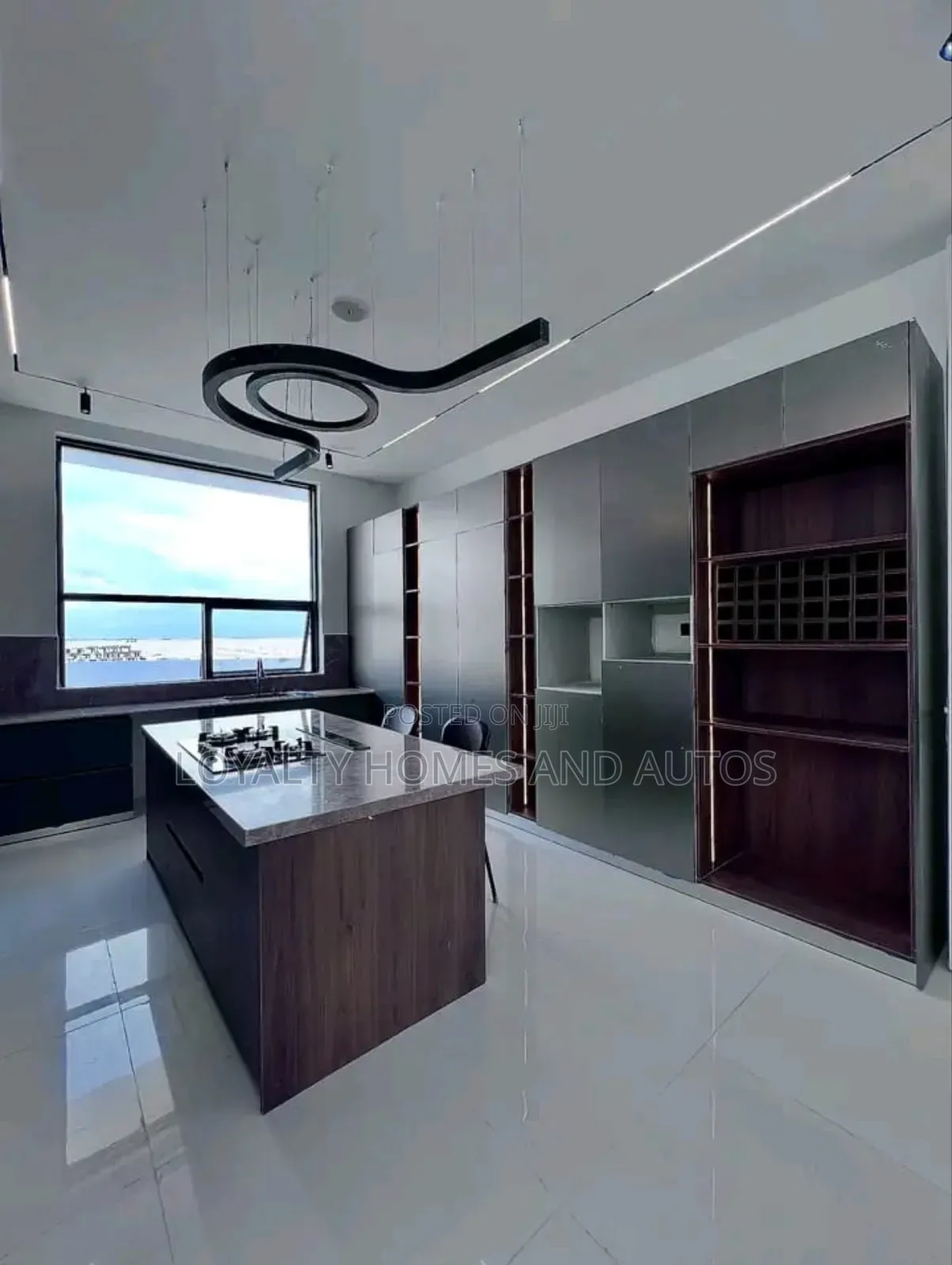 Furnished 5bdrm Duplex in Osapa london for sale