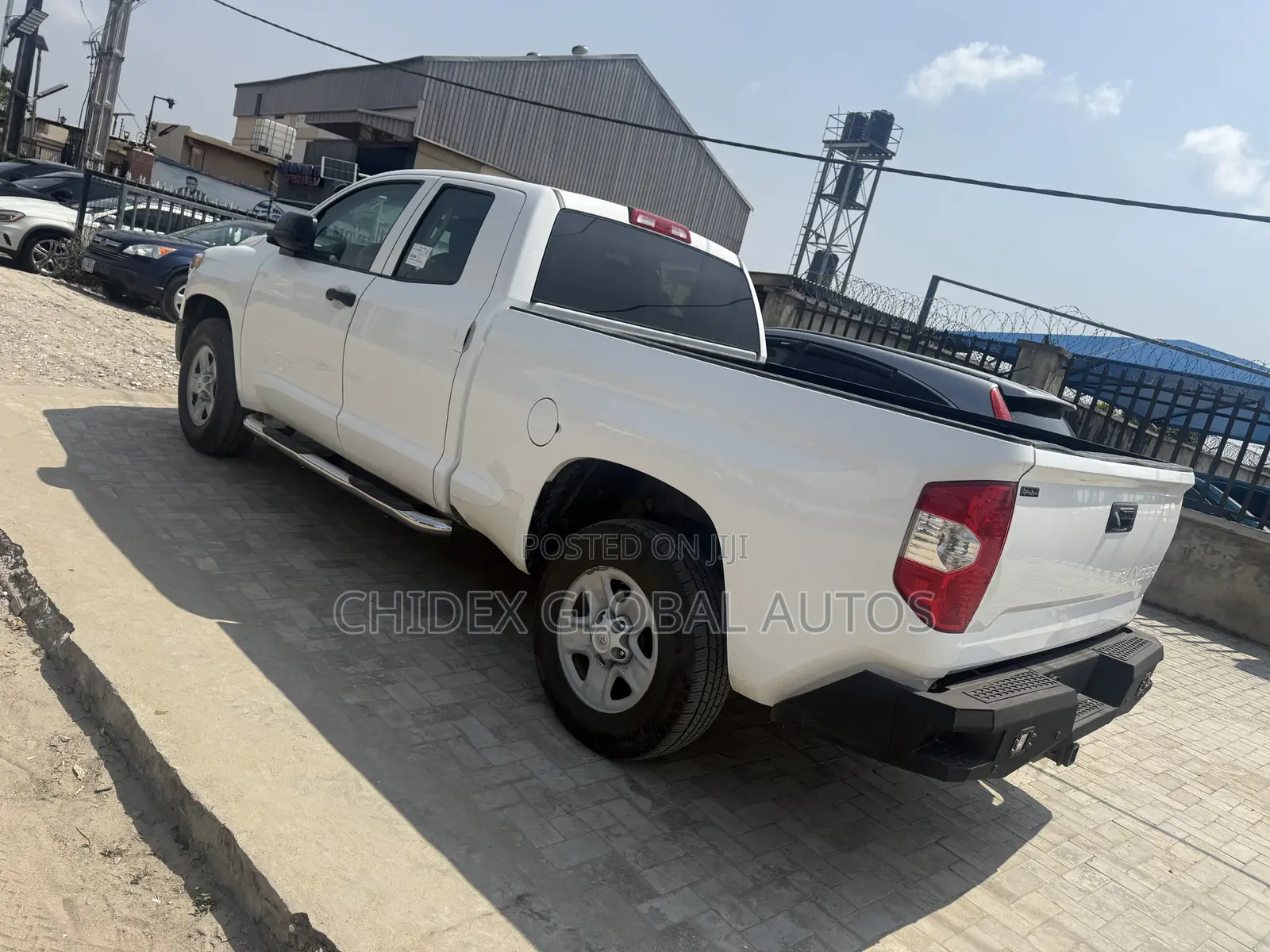 Toyota Tundra SR5 4.6L V8 4x4 Double Cab 6.6 ft. box 145.7 in. WB 2016