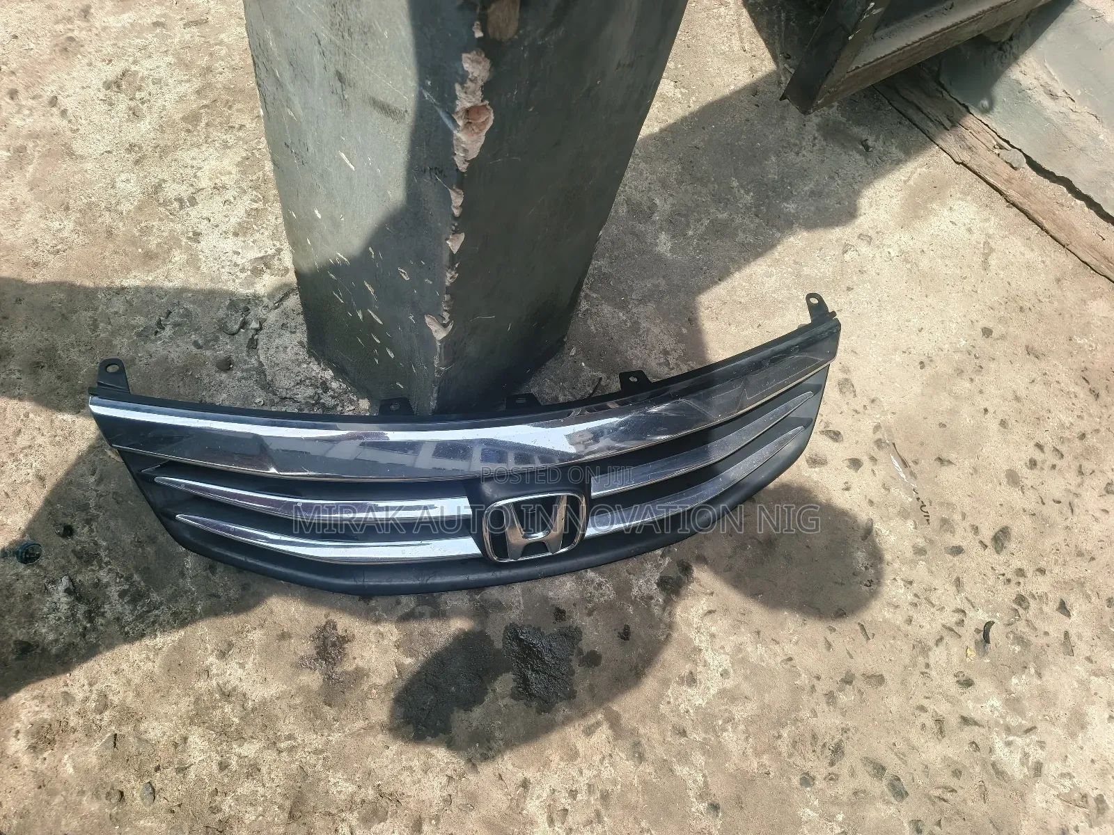 Front Grill Honda Accord 2012