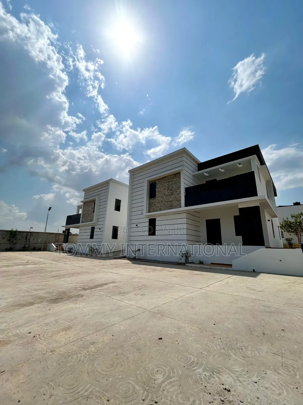 4bdrm Duplex in Hilltop Estate, Owerri for sale
