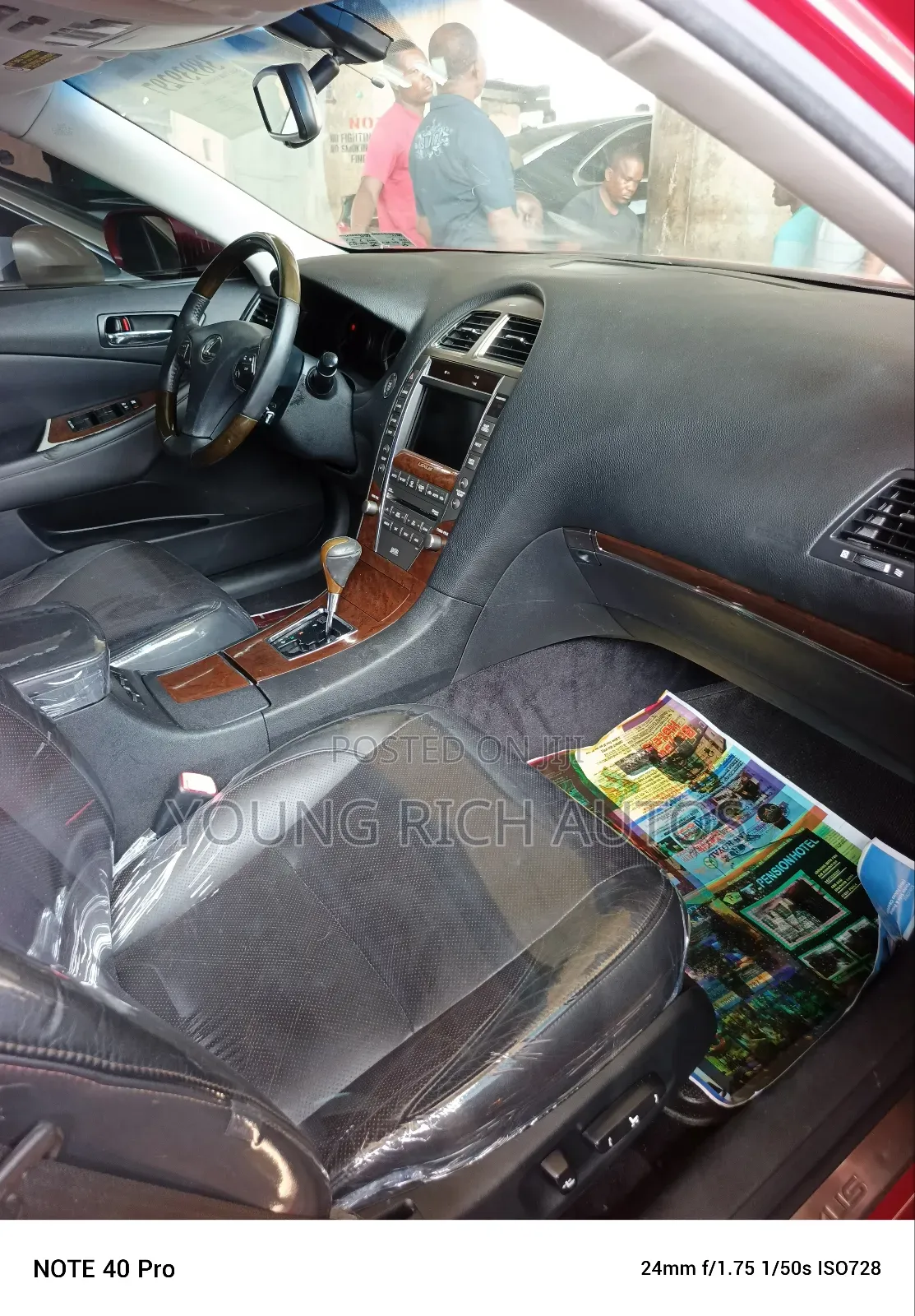 Lexus ES 350 2010 Red