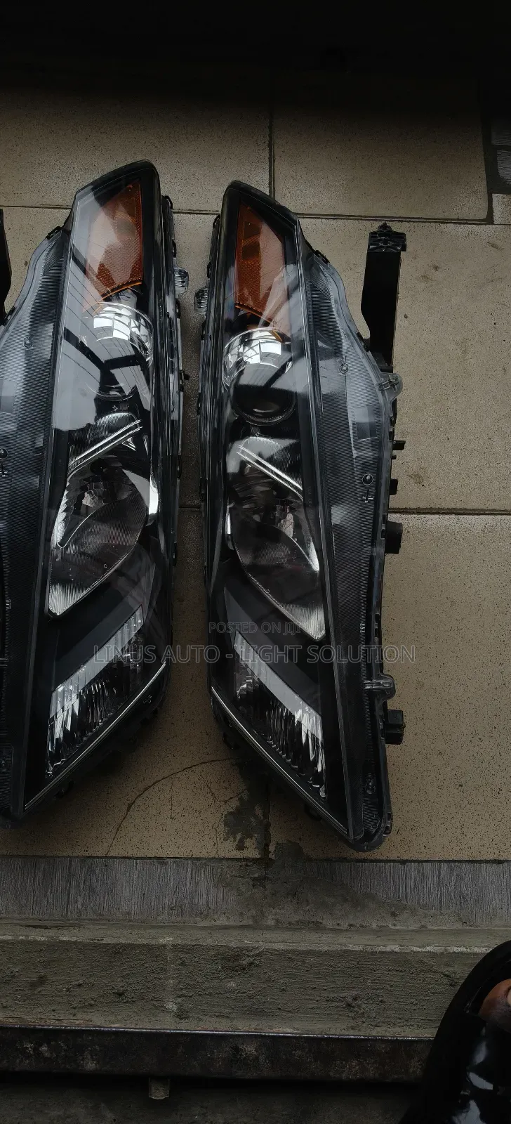 Head Light 2010 Crosstour