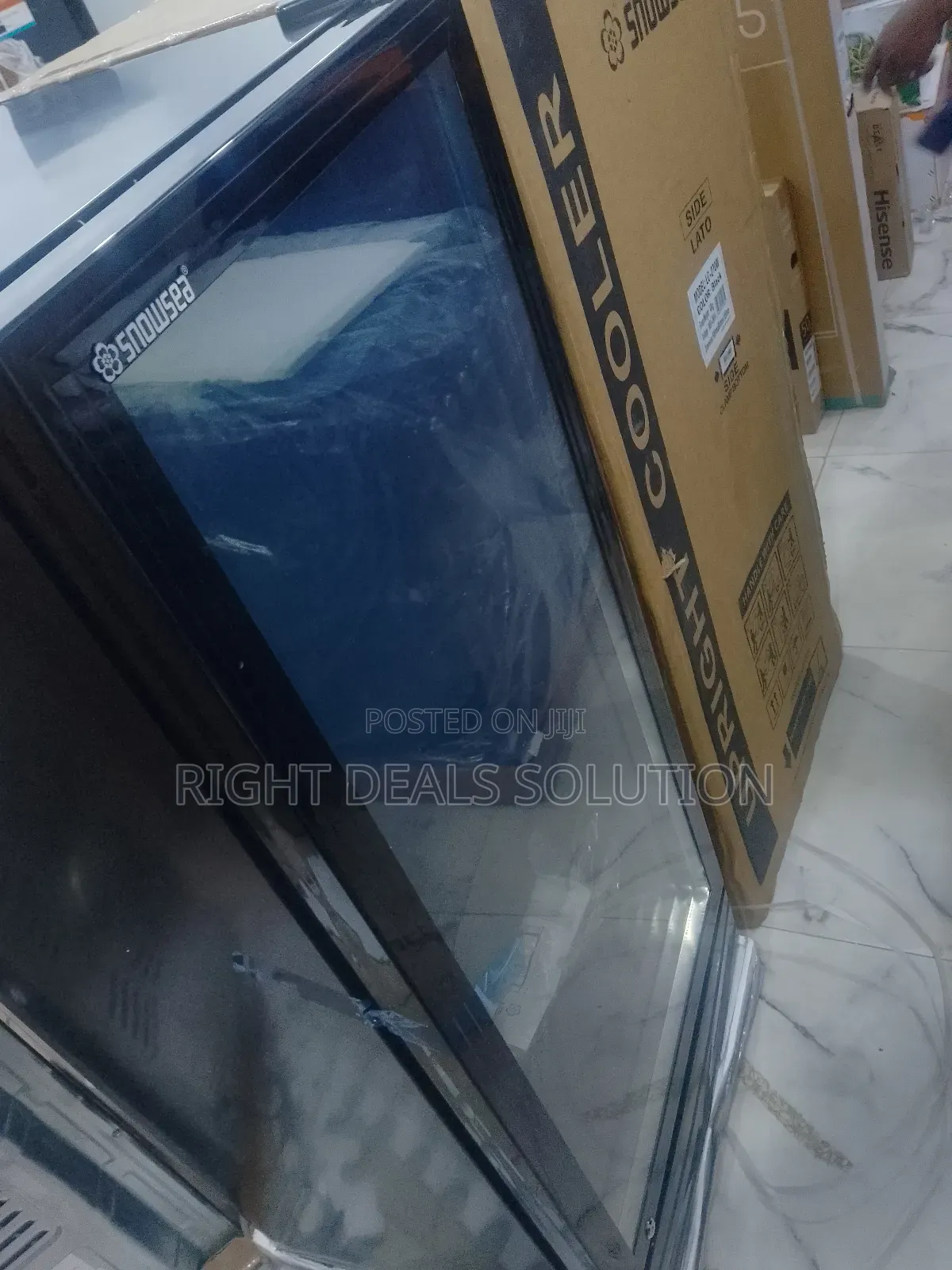 Space-Saving Snowsea Ls 270 Upright Commercial Refrigerator