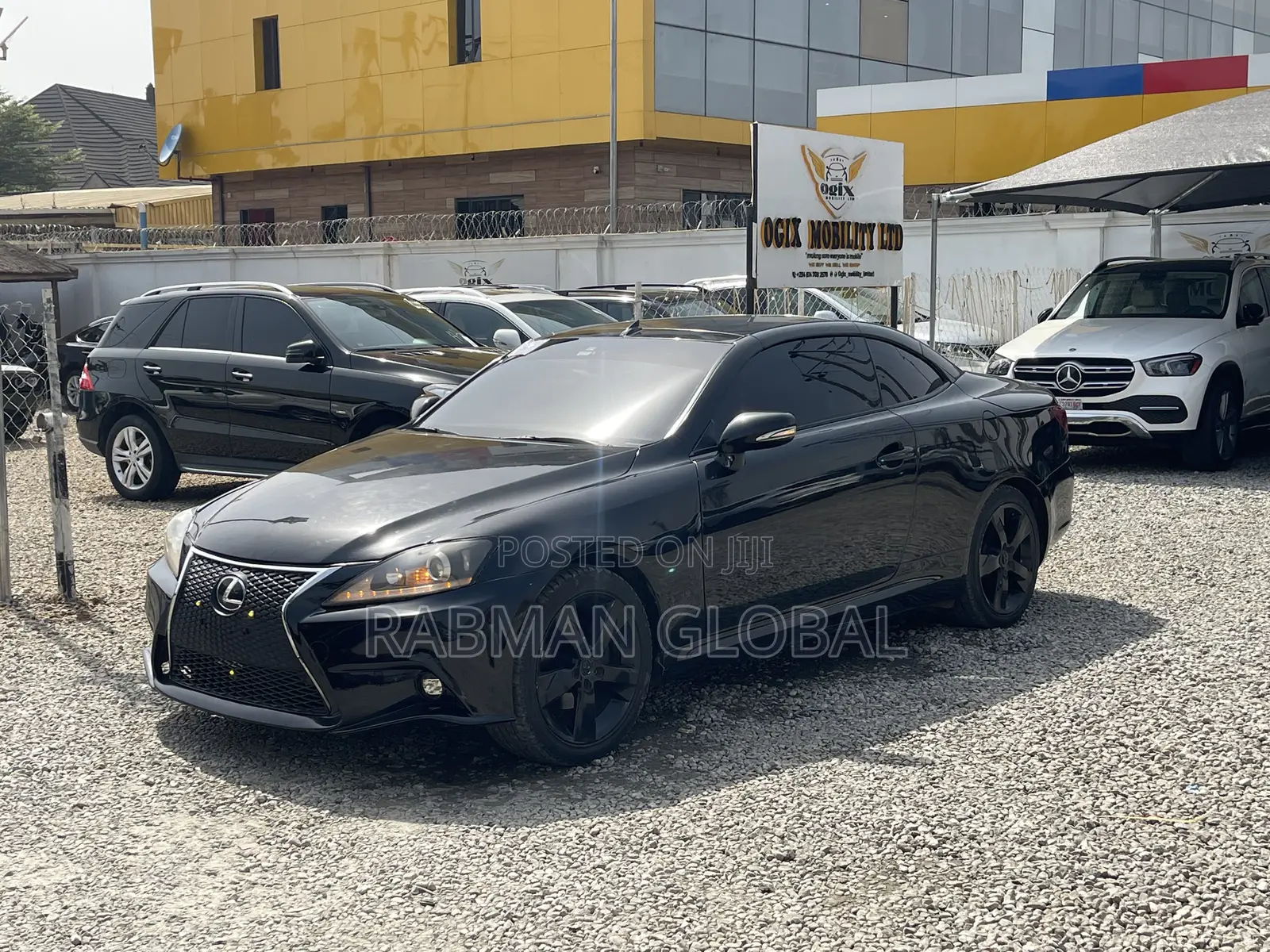 Lexus IS 250 C 2010 Black