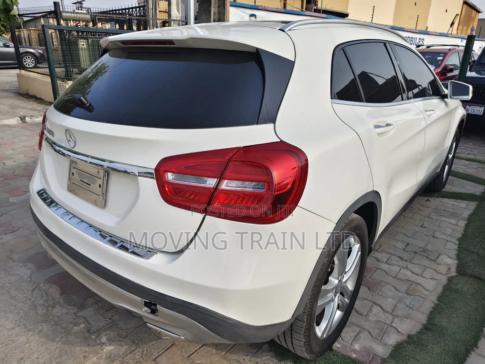 Mercedes-Benz GLA 250 2017 White