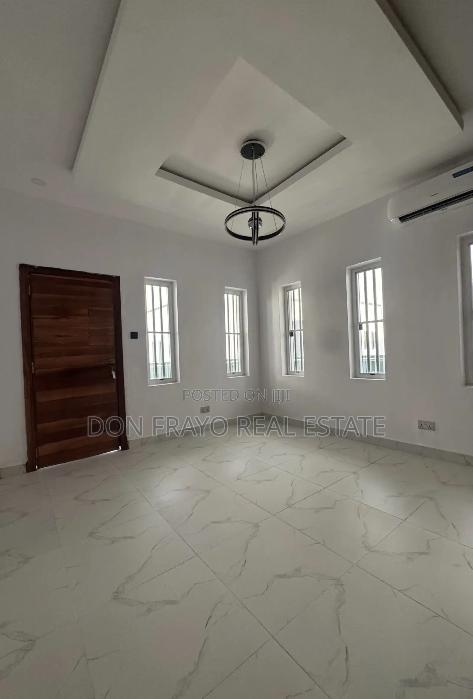 4bdrm Duplex in Baale Akintayo Rd, Jericho for sale