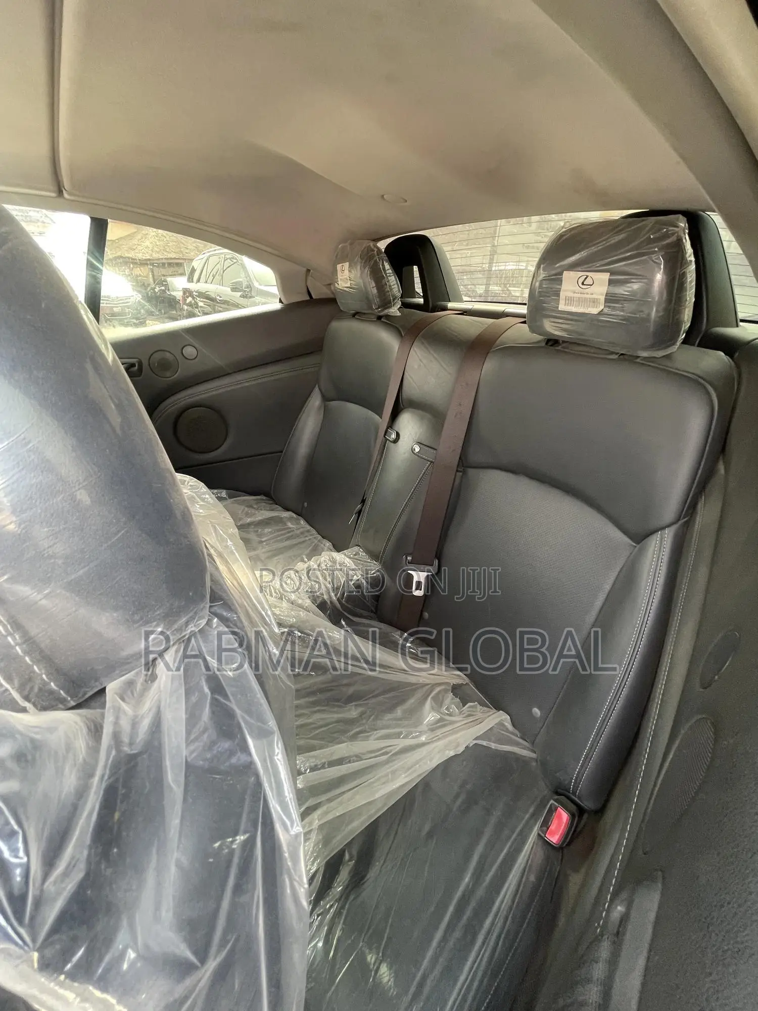 Lexus IS 250 C 2010 Black