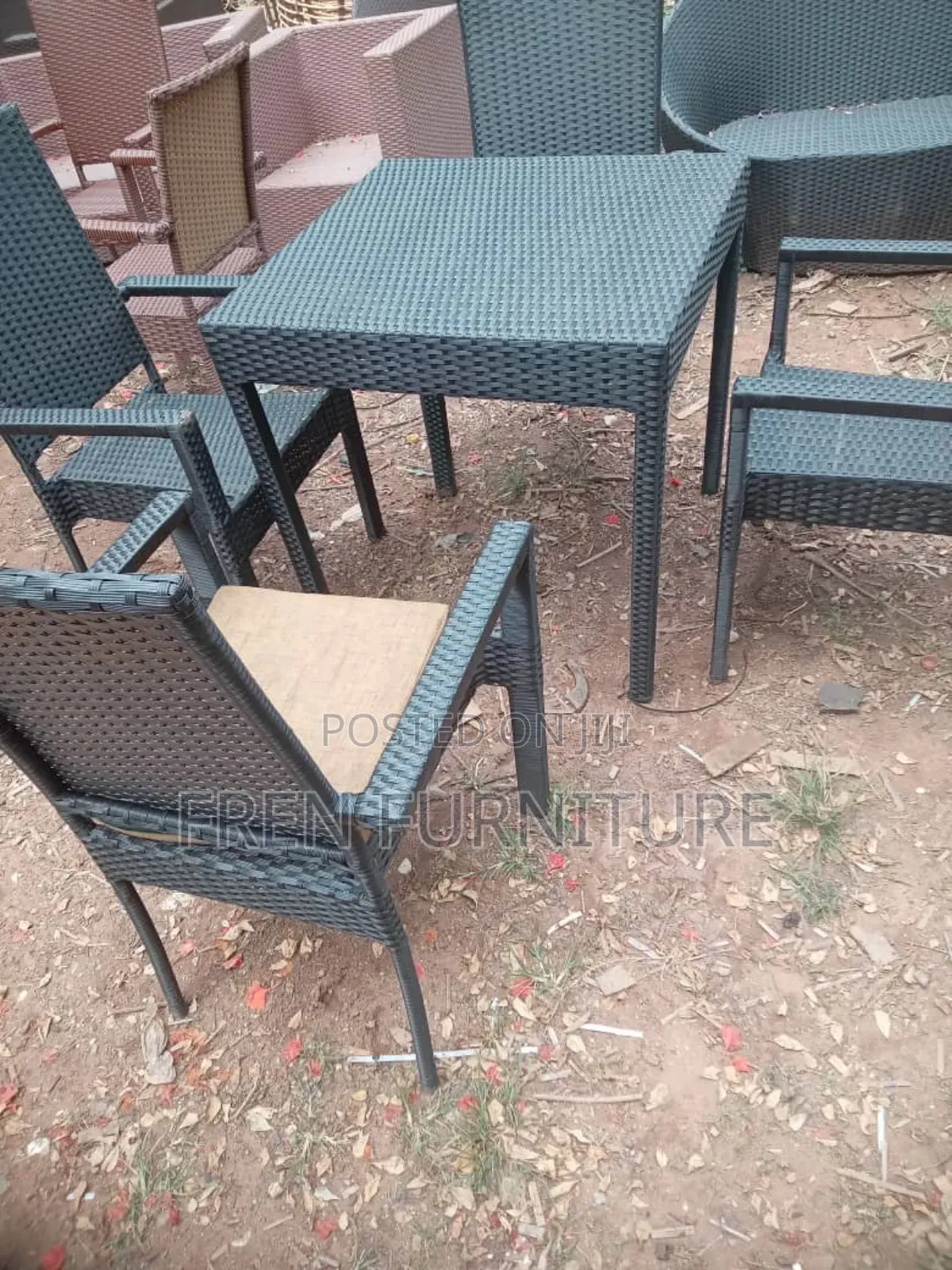 Outdoor Activities Chair Full Set With Centre Table