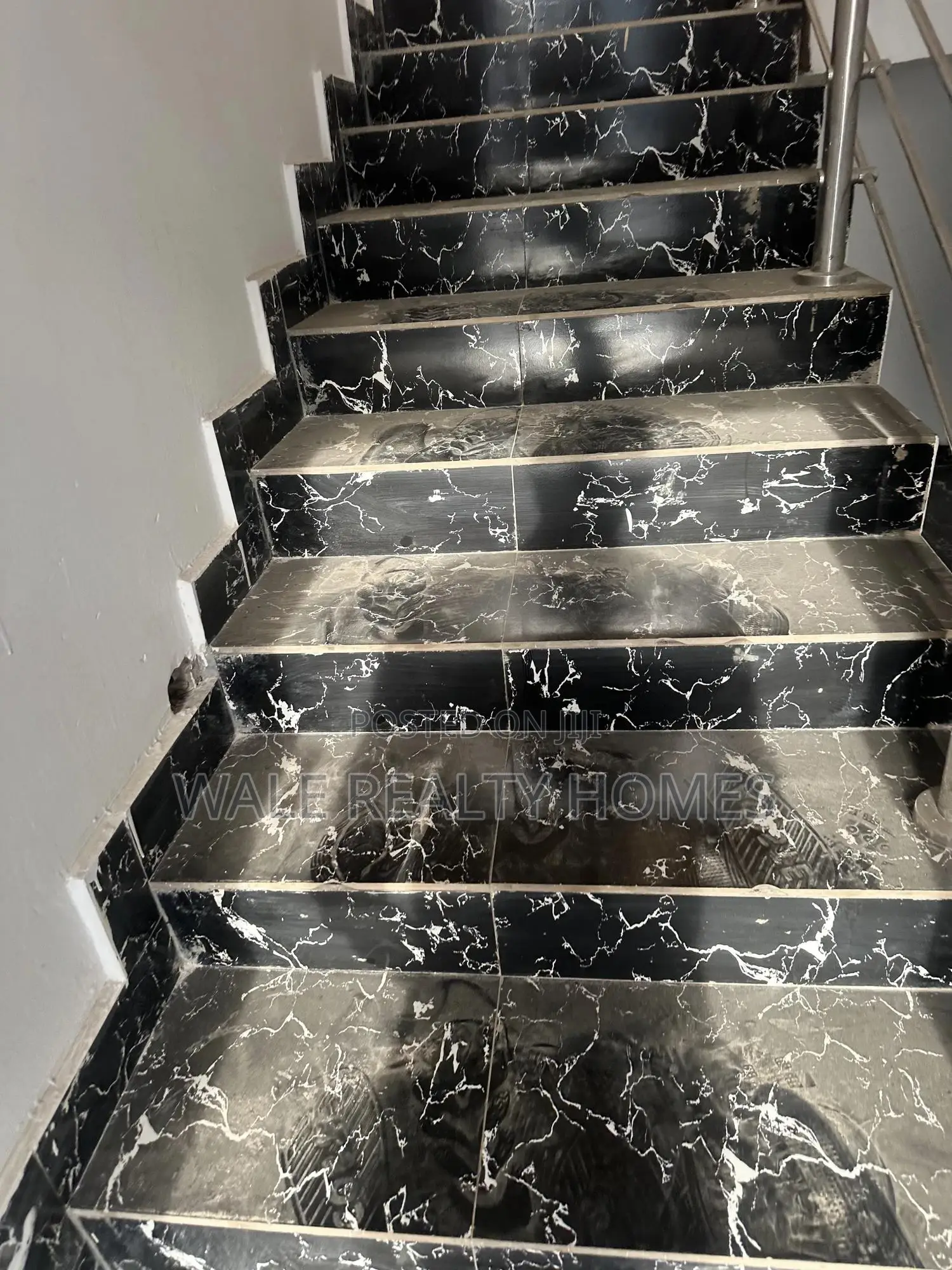 2bdrm Block of Flats in New Engineering, Dawaki for rent