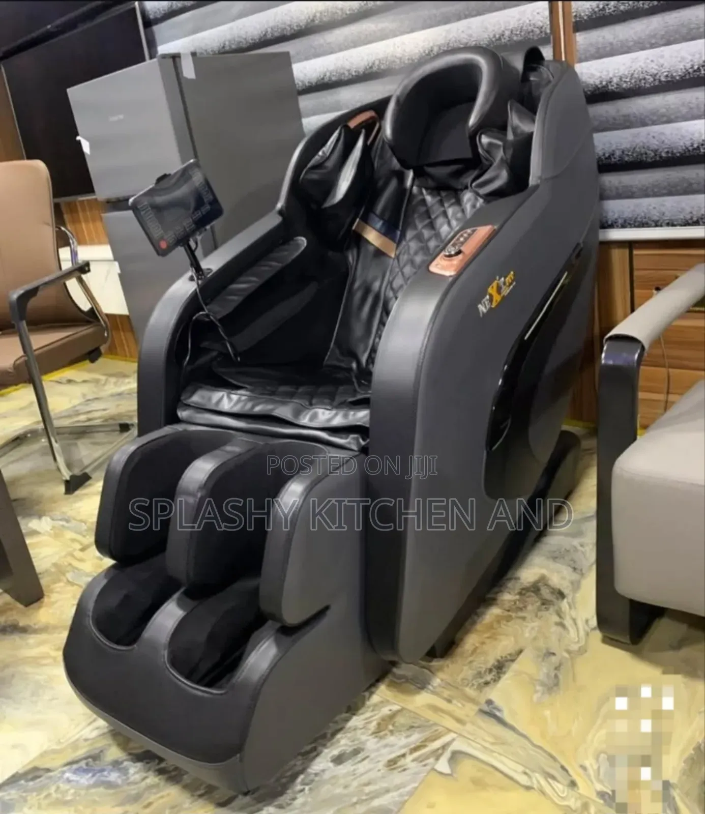 Full Body Executive Massage Chair With Bluetooth Speaker