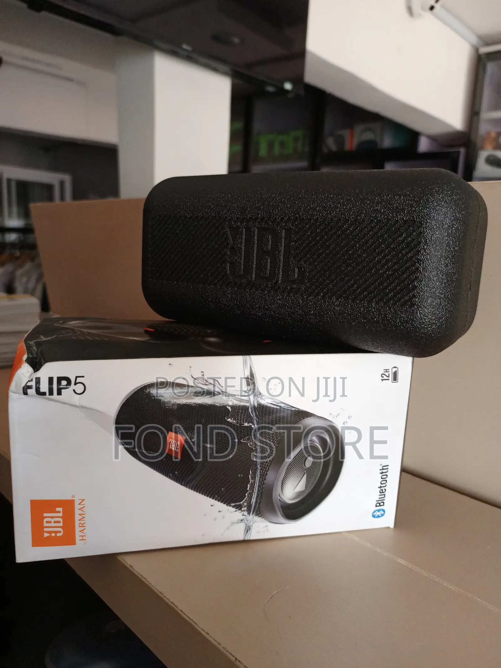 JBL Flip 5 Waterproof Bluetooth Speaker