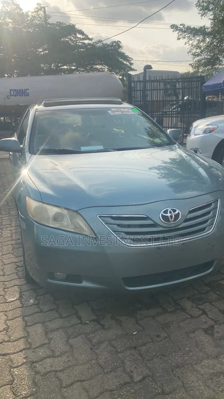 Toyota Camry XLE V6 4dr Sedan (3.5L 6cyl 6AM) 2009 Green