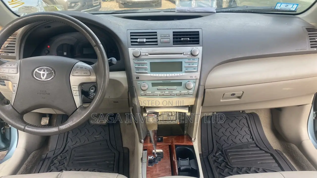 Toyota Camry XLE V6 4dr Sedan (3.5L 6cyl 6AM) 2009 Green