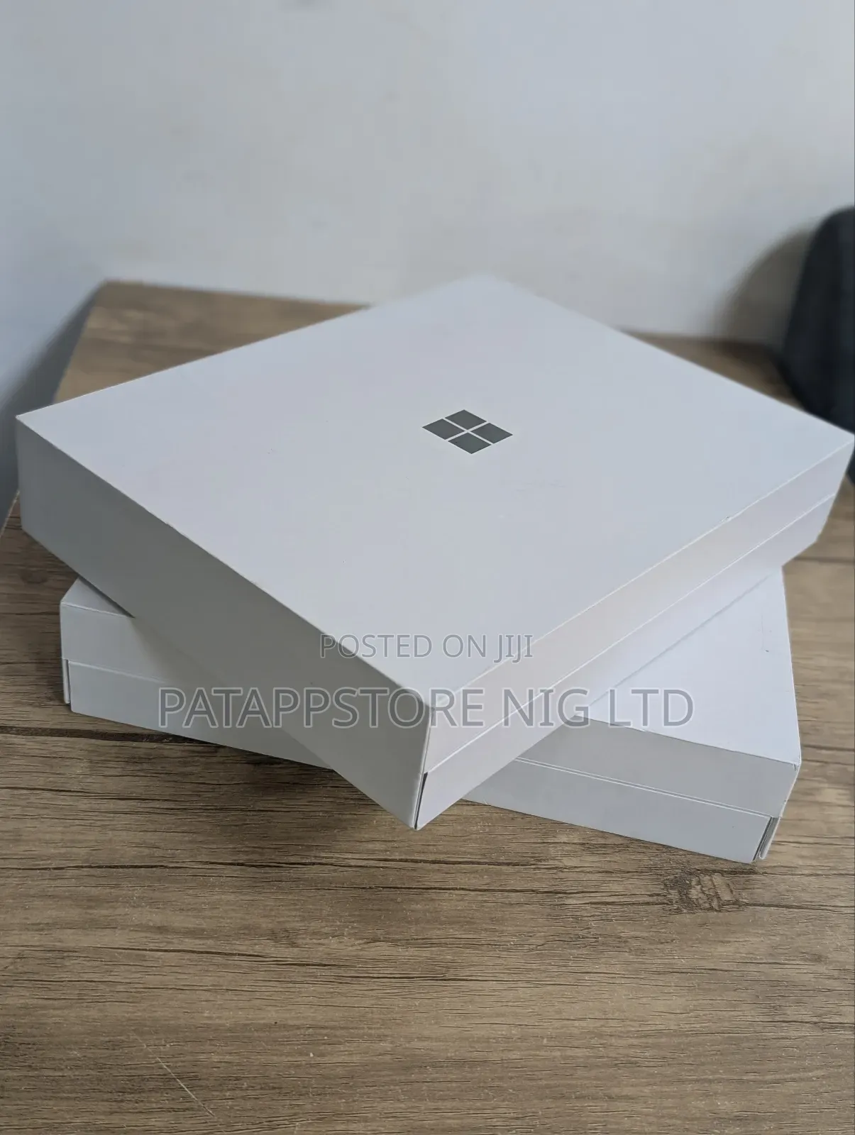 New Laptop Microsoft 16GB Qualcomm Snapdragon X Plus SSD 512GB