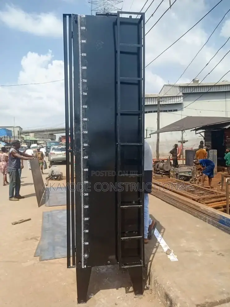 1000 Very Long Diesel Tank