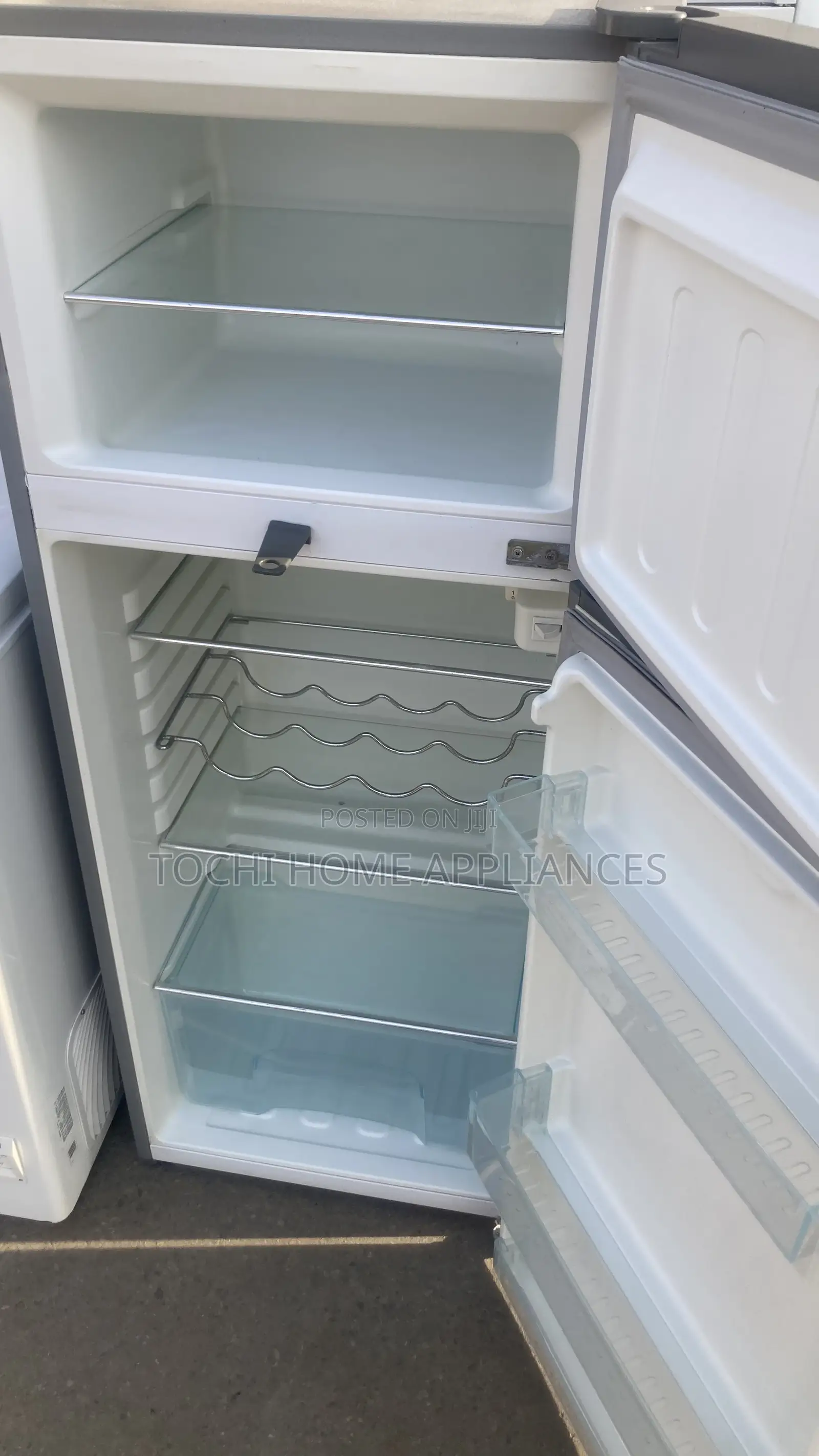 Scanfrost Refrigerator