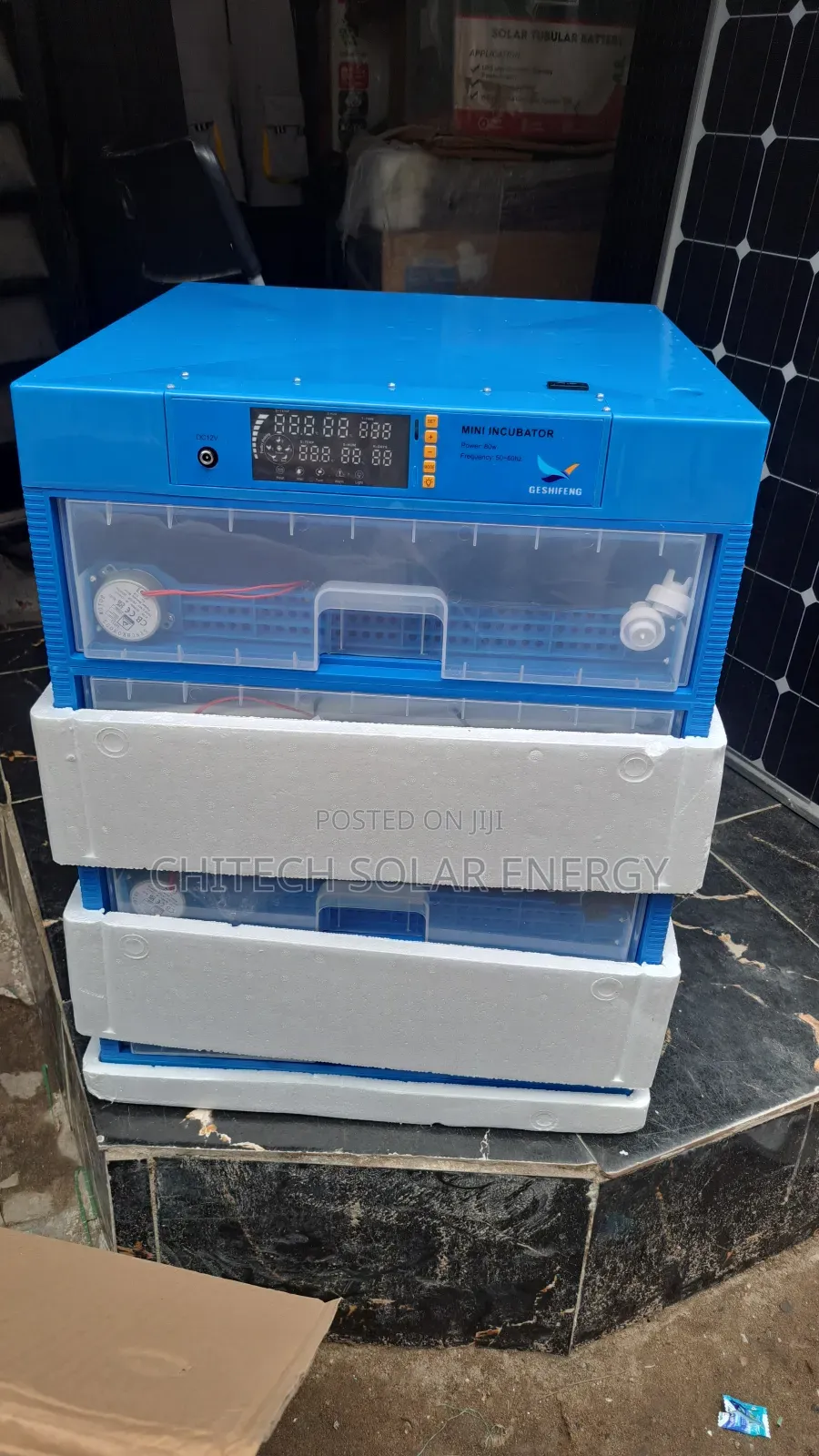 Solar Incubator 500 Eggs 