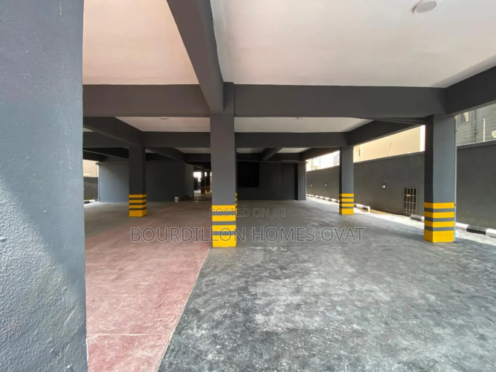 2bdrm Apartment in Ikota Lekki Lagos, Ikate for rent