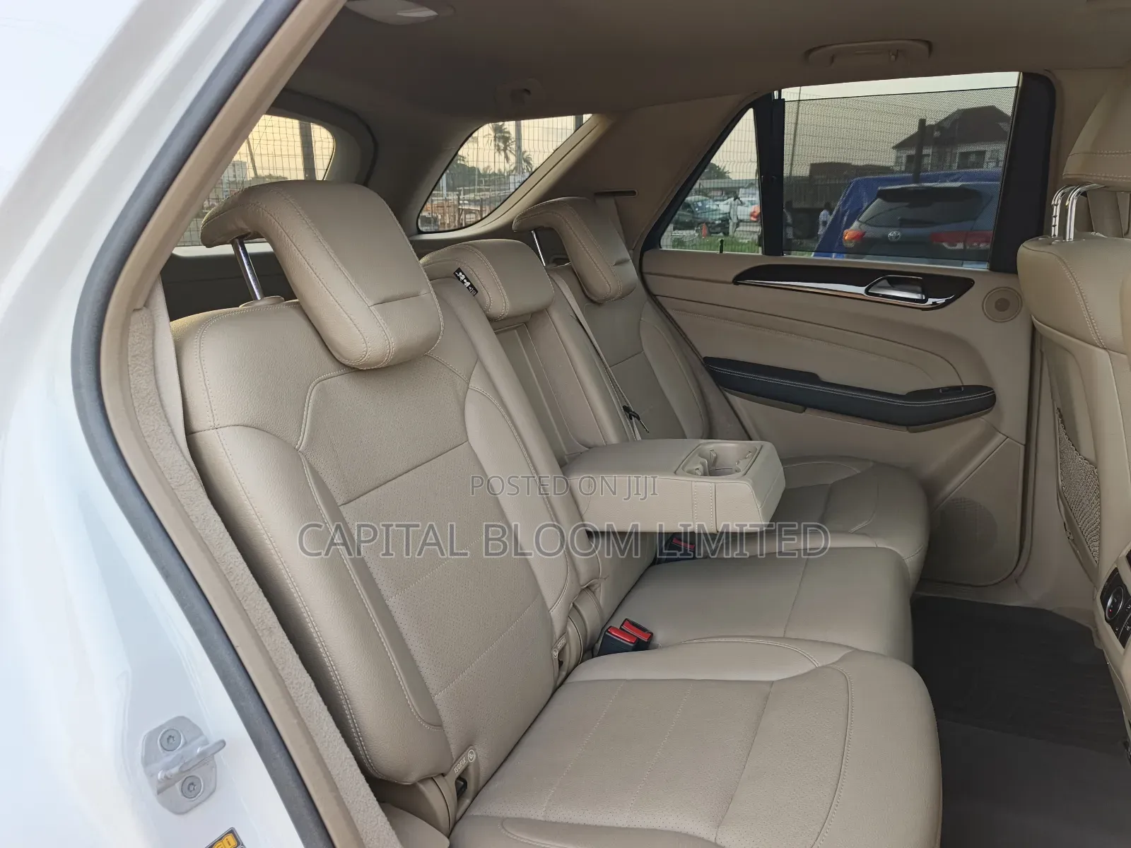 Mercedes-Benz M Class ML350 4MATIC 4dr SUV AWD (3.5L 6cyl 7A) 2014