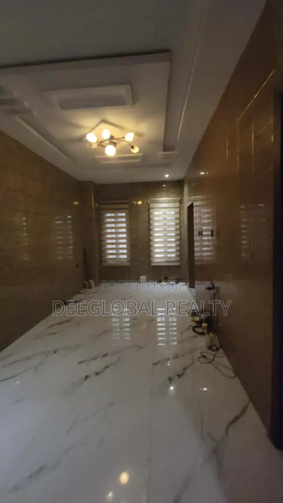 5bdrm Duplex in Oshorun Estate, Iseri for sale