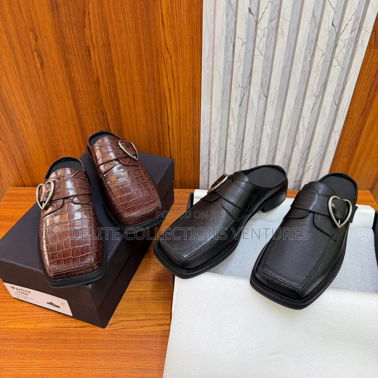 Martine Rose Men's Square Toe Buckle Mule.
Available in Two Colors.