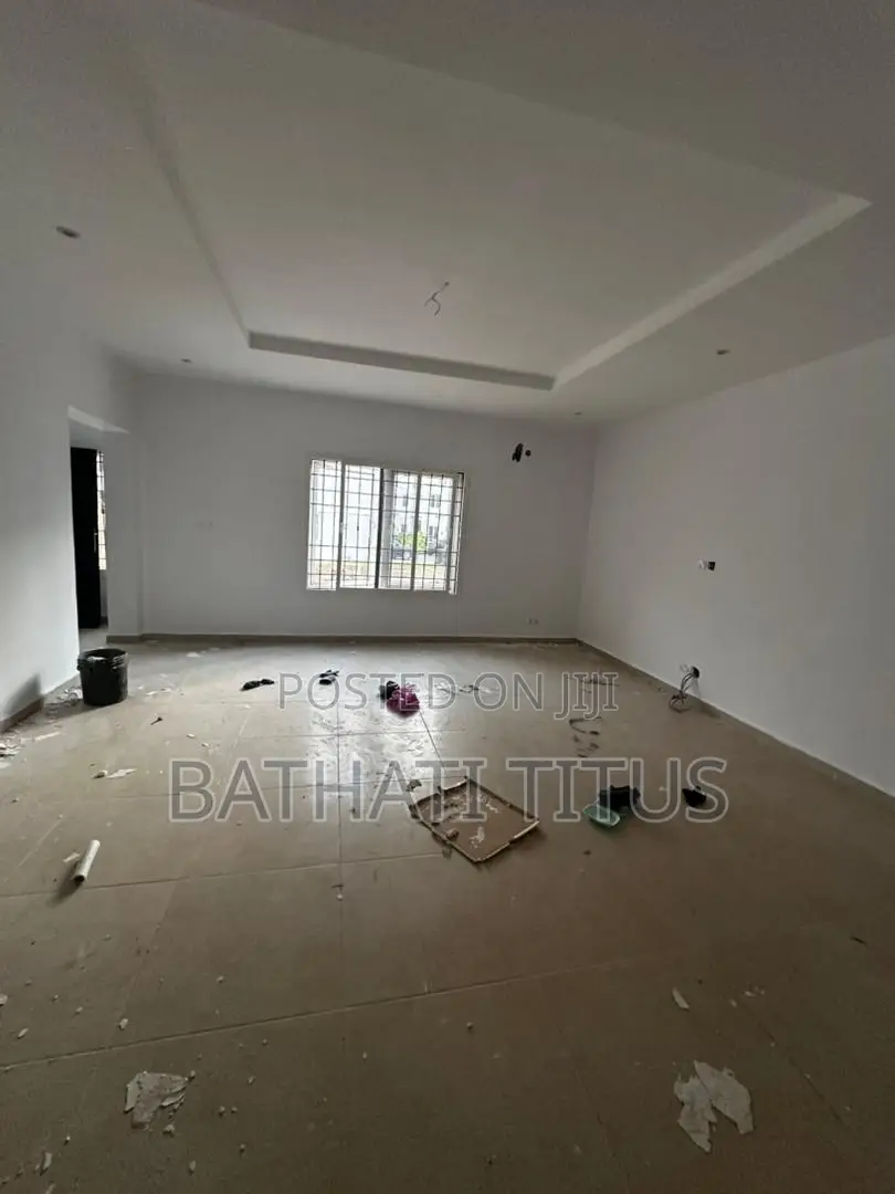3bdrm Block of Flats in Bilaad Estate, Life Camp for rent