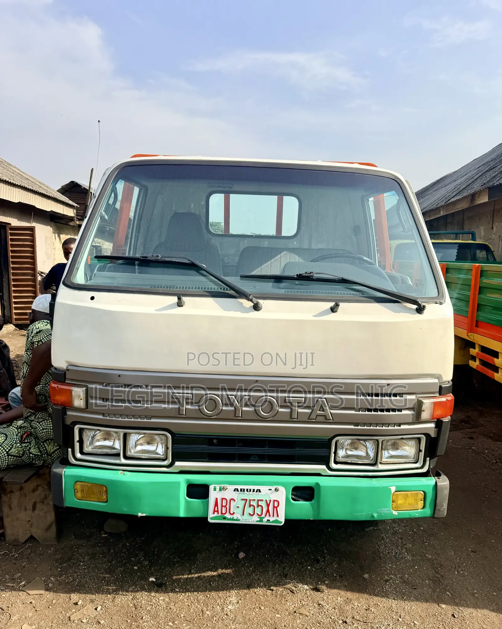 Toyota Dyna 200 2rz Engine Six Tyres Perfectly Working Engine Gear