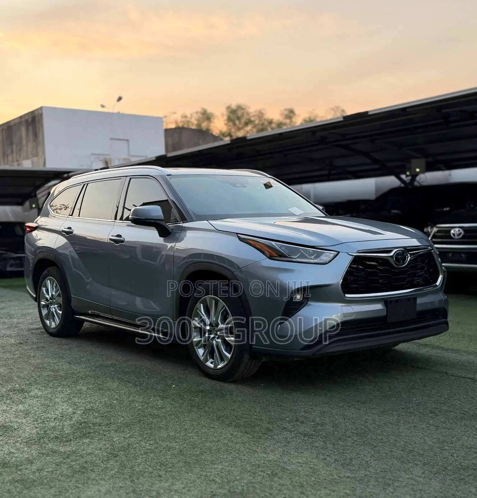 Toyota Highlander Limited AWD 2020 Blue