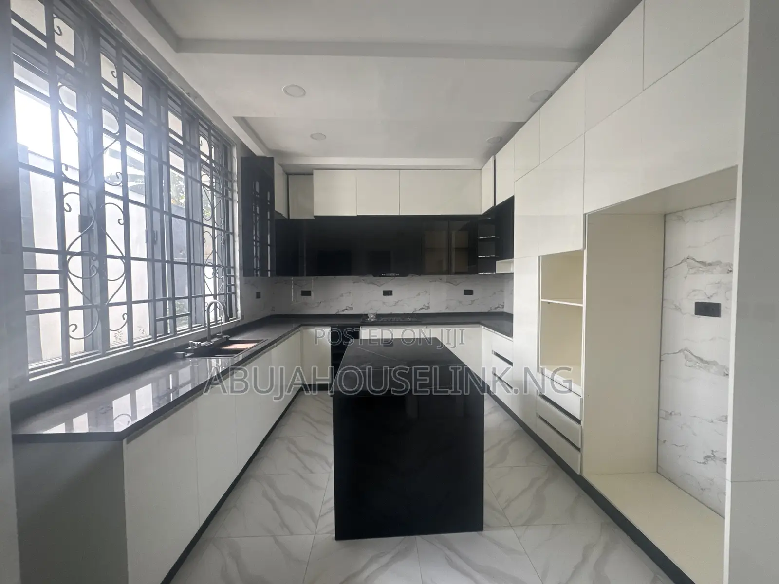 5bdrm Duplex in Katampe Extension By for sale