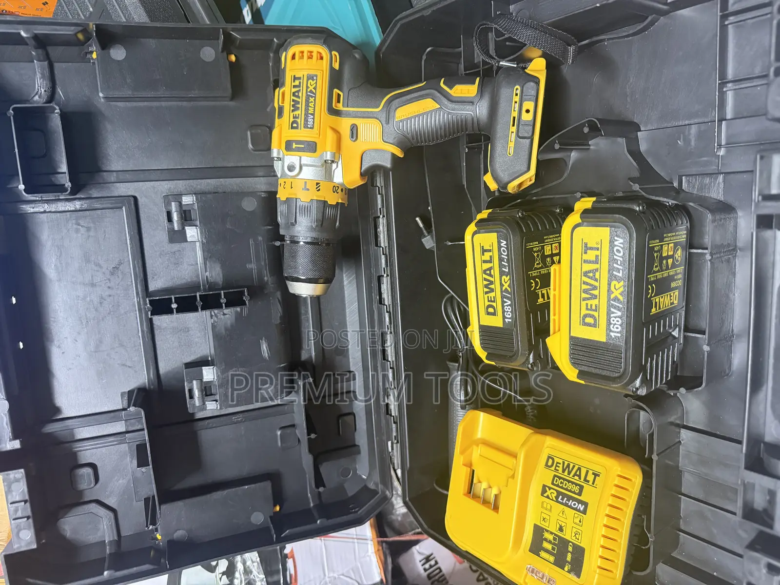 Dewalt Dcd796 18v Xr Brushless Combi Drill Kit With Batteries and Char