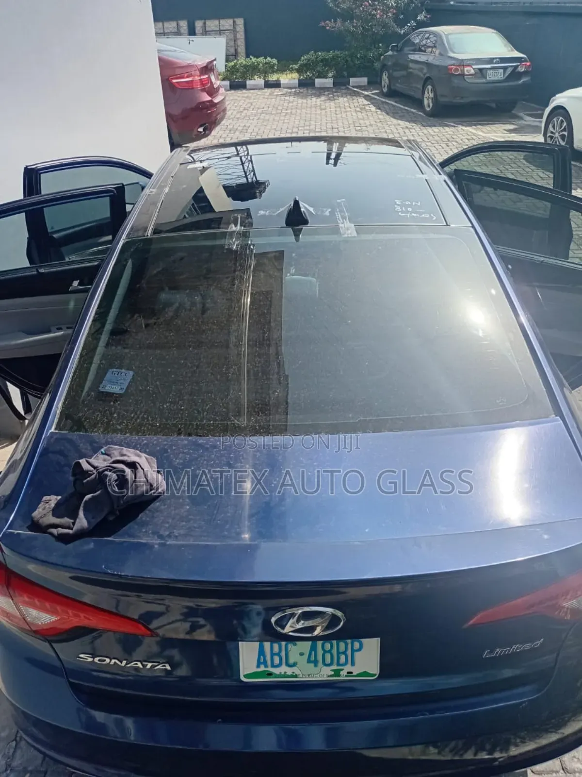 Hyundai Sonata 2016 Back Panoramic Roof Glass Available