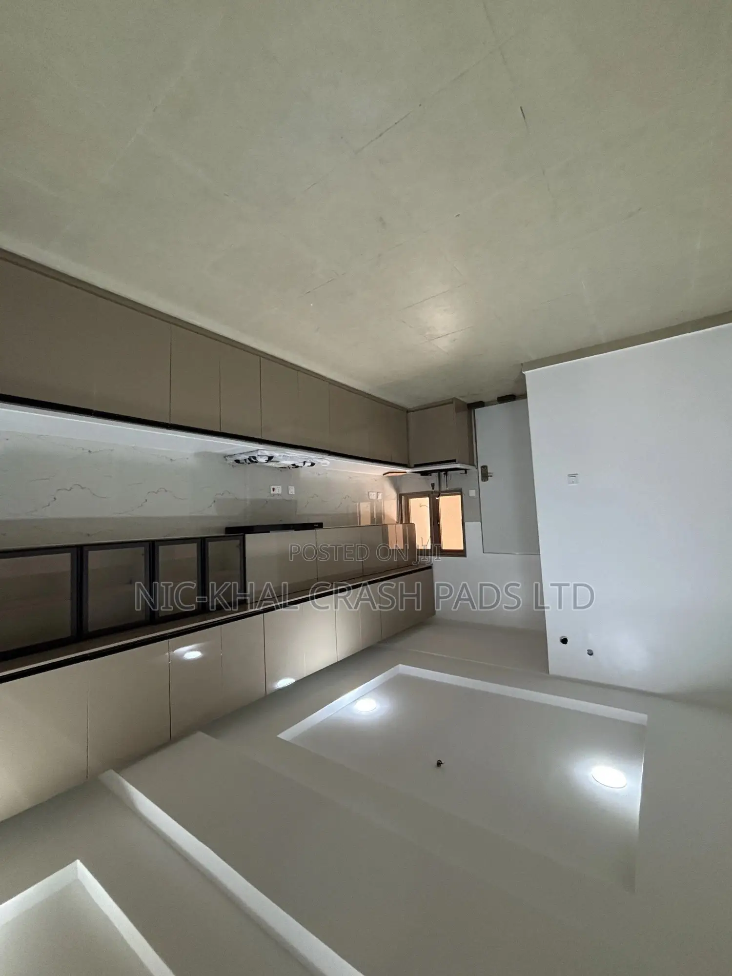 4bdrm Duplex in Dawaki for sale
