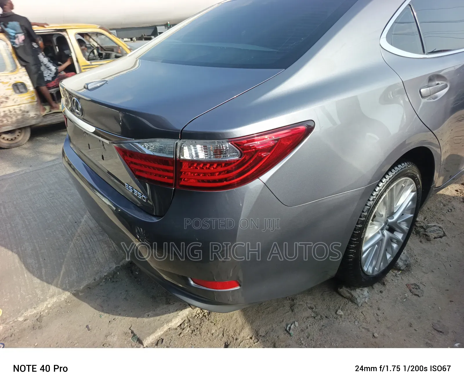 Lexus ES 2014 Gray