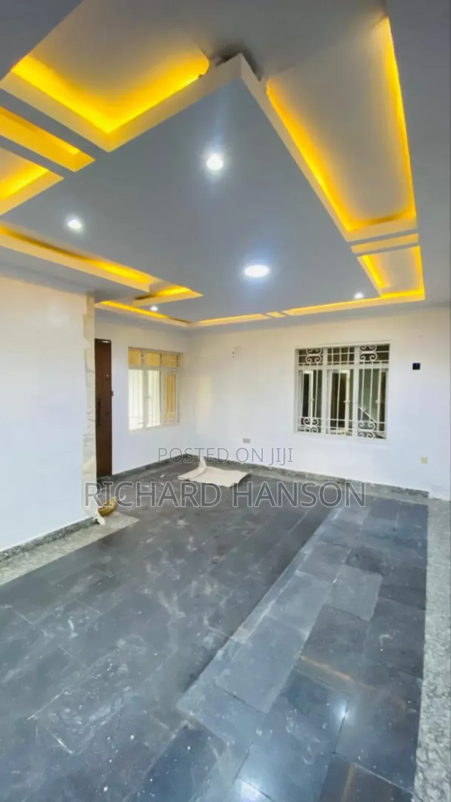 4bdrm Duplex in In Lekki 1, Ajah for rent