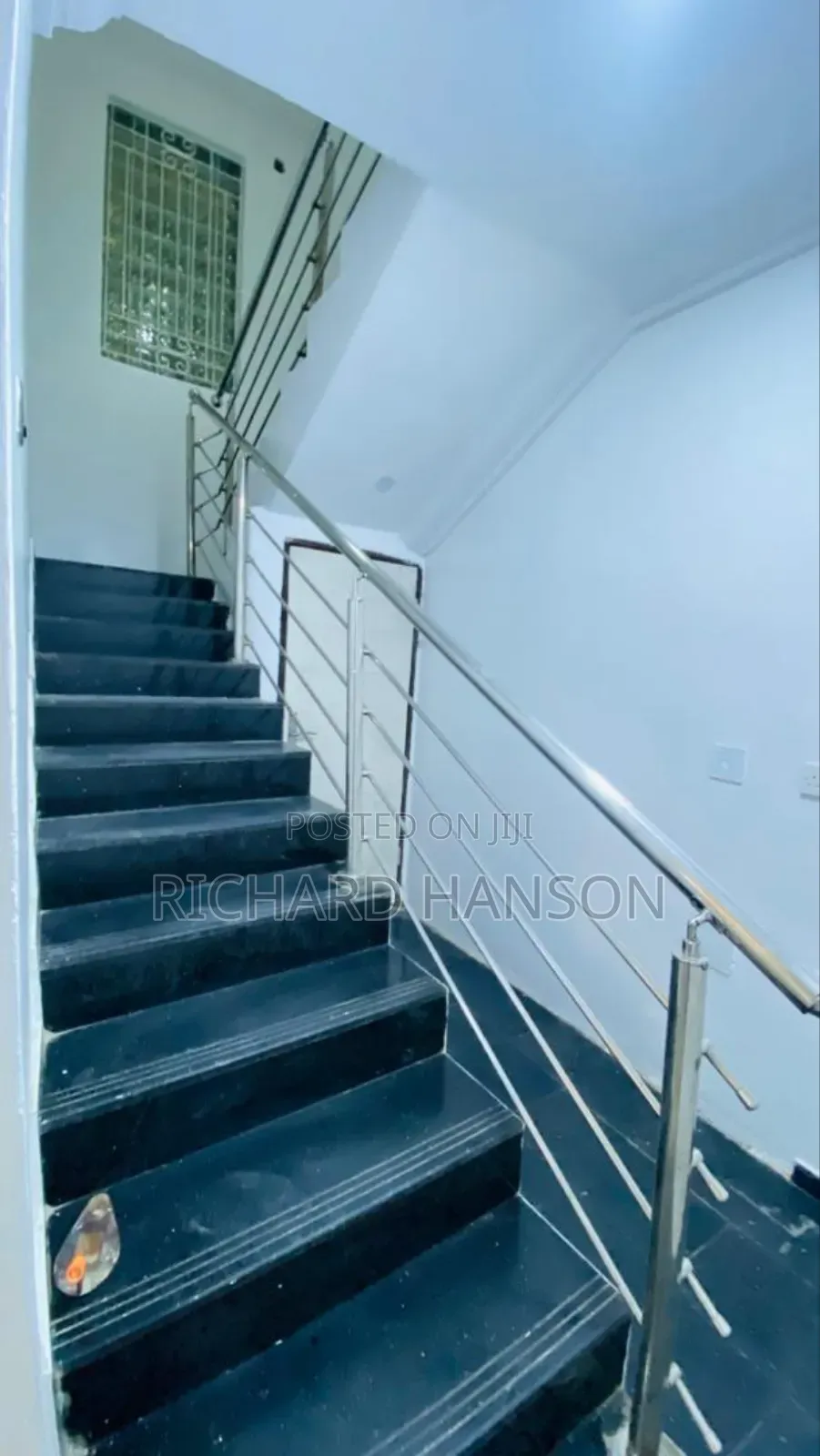 4bdrm Duplex in In Lekki 1, Ajah for rent