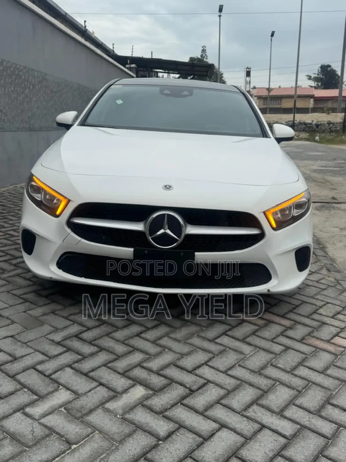 Mercedes-Benz A-Class A 220 4MATIC 2022 White