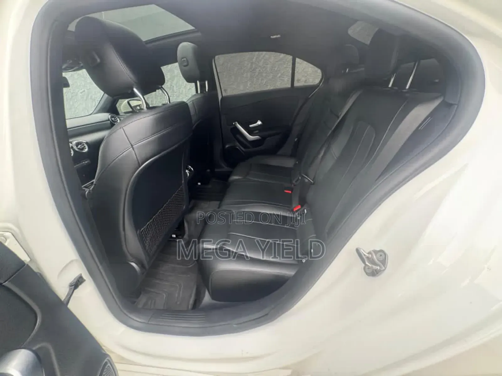 Mercedes-Benz A-Class A 220 4MATIC 2022 White