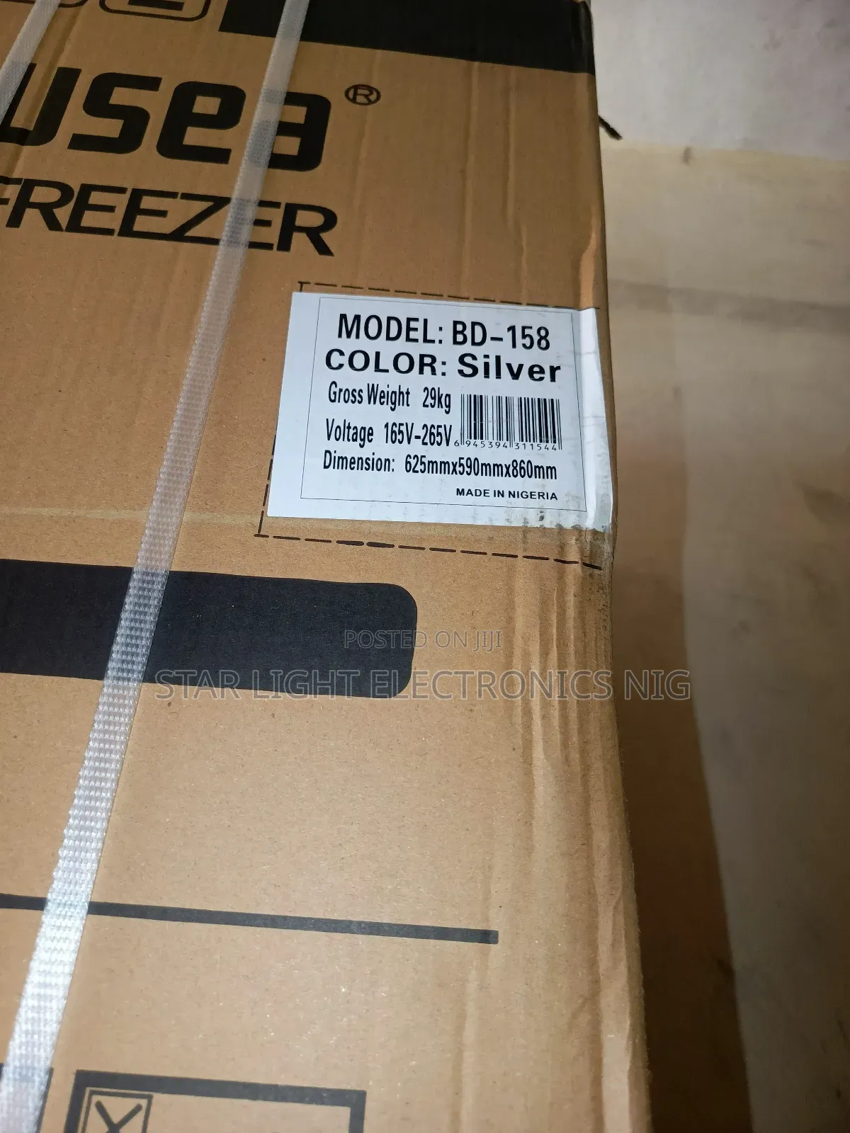 Chest Freezer Model 158 L
