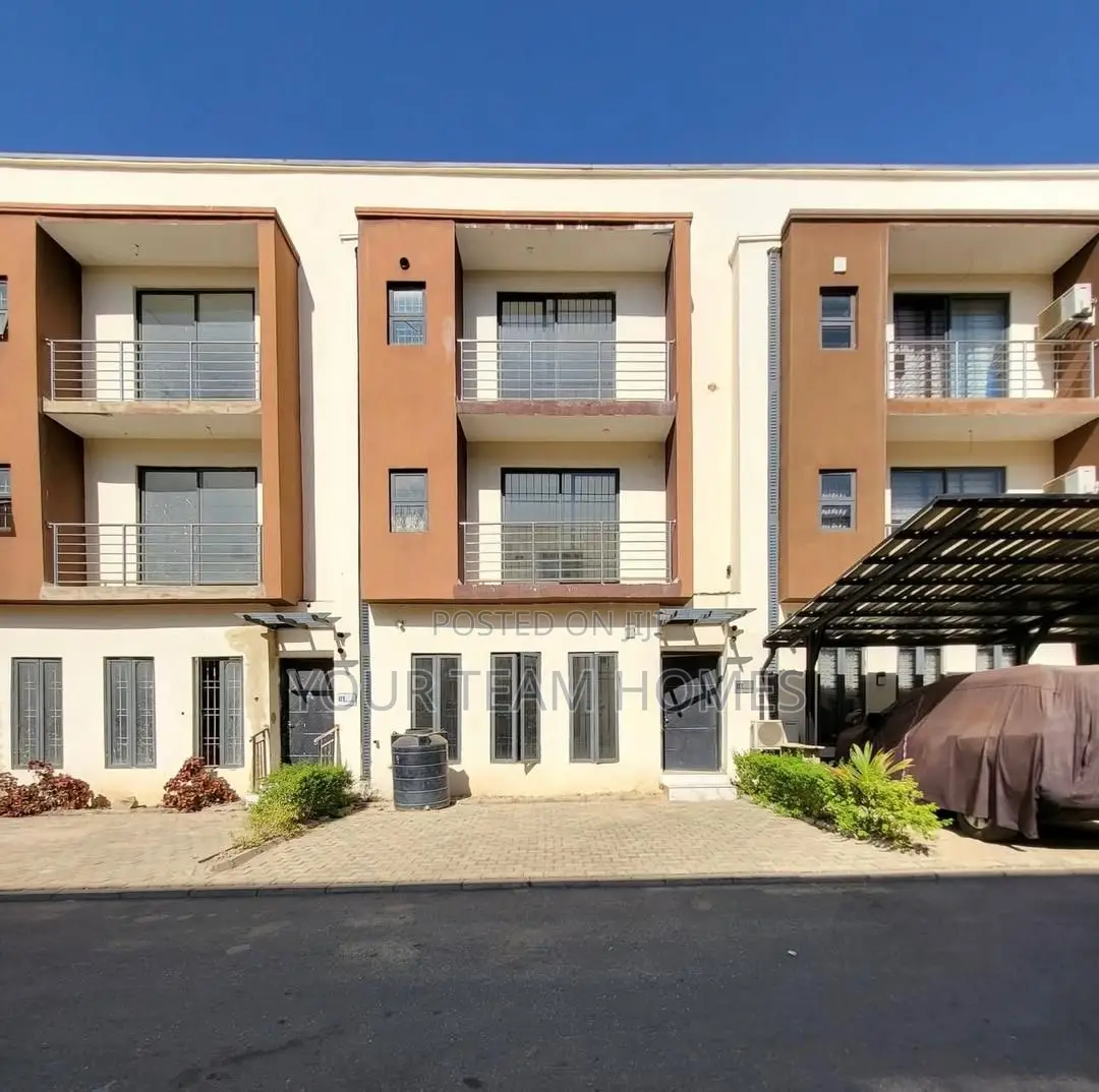 4bdrm Townhouse/Terrace in Apo By Cedacrest for sale