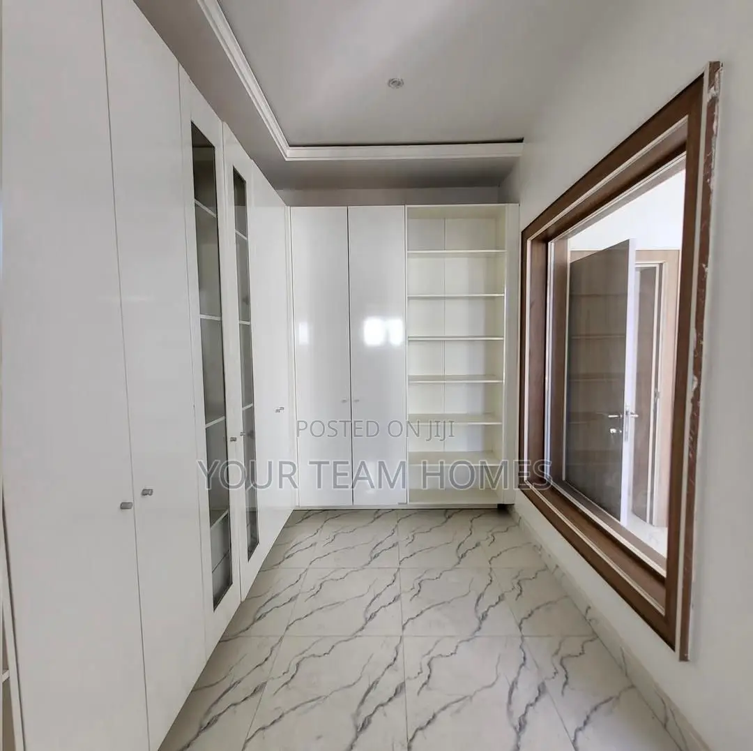 4bdrm Townhouse/Terrace in Apo By Cedacrest for sale
