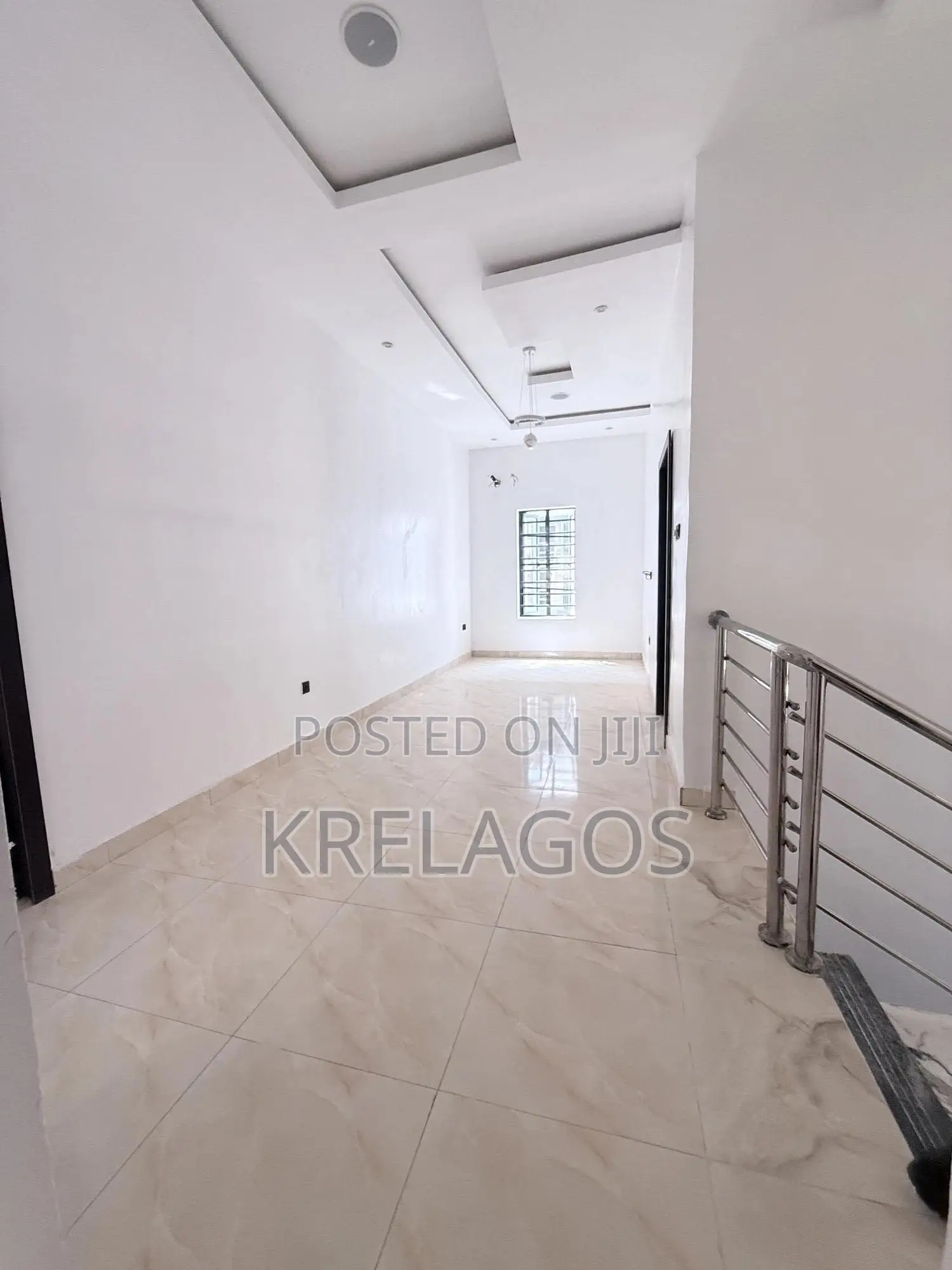 5bdrm Duplex in Osapa london for sale