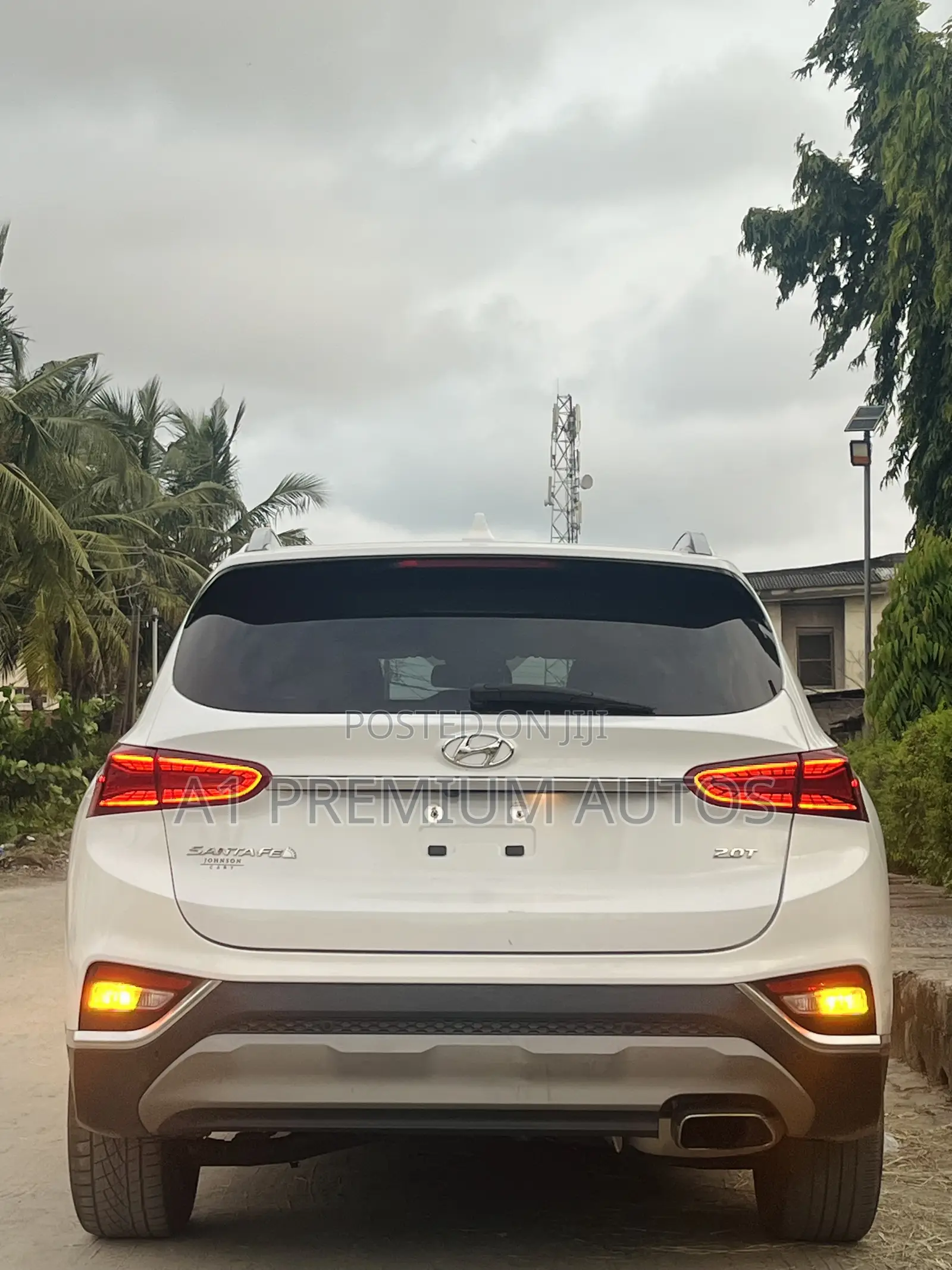 Hyundai Santa Fe Limited 2.0T AWD 2019 White