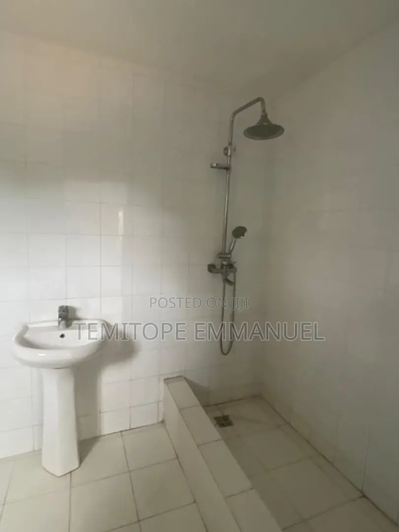 Furnished 4bdrm Apartment in Victoria Island for rent