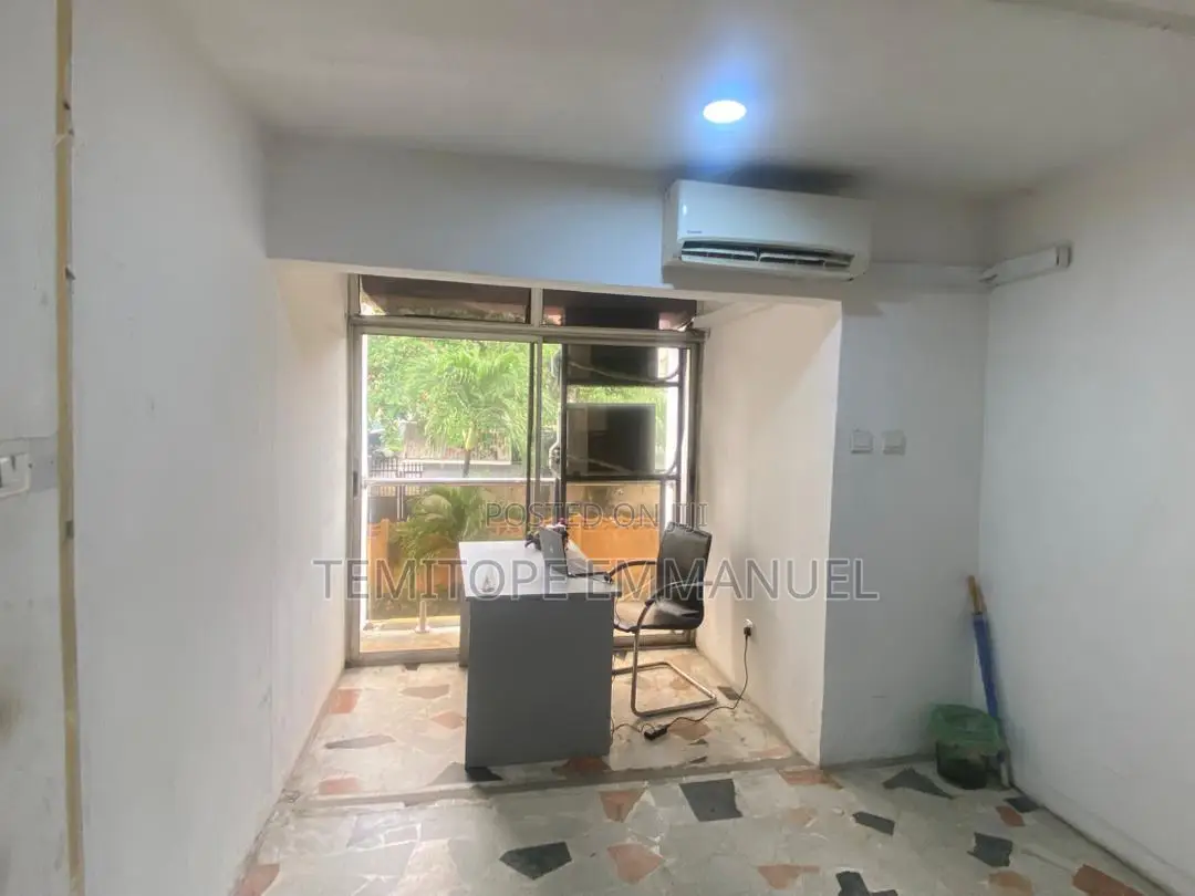 Furnished 4bdrm Apartment in Victoria Island for rent