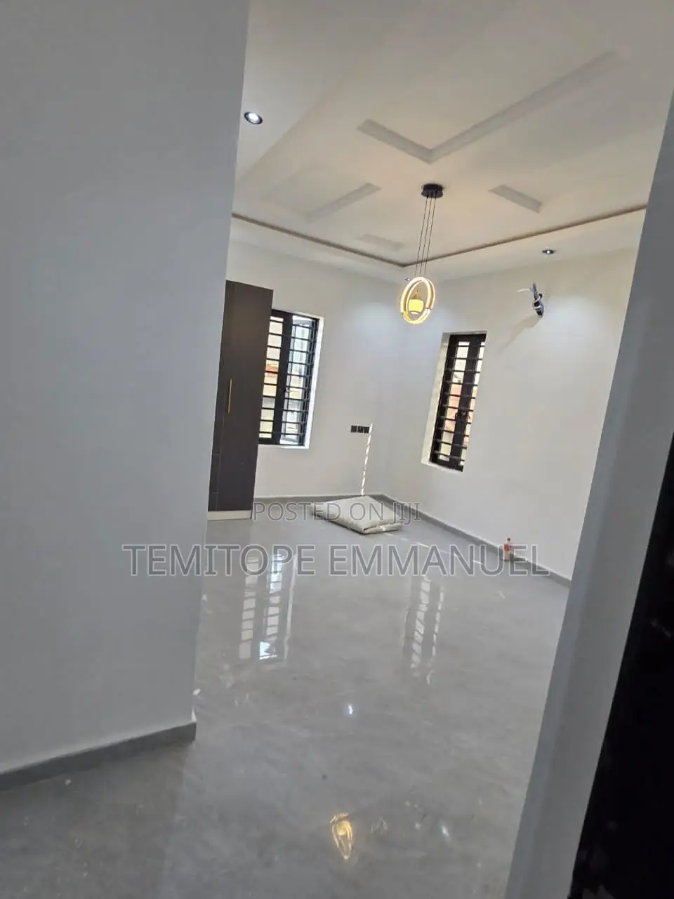Furnished 5bdrm Apartment in Ajao Estate, Airport, Ikeja for sale