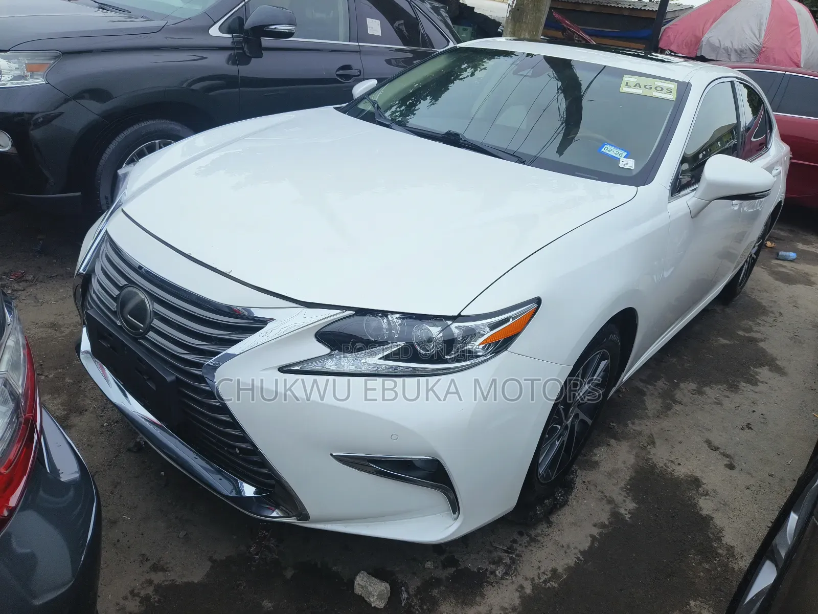 Lexus ES 350 FWD 2016 White